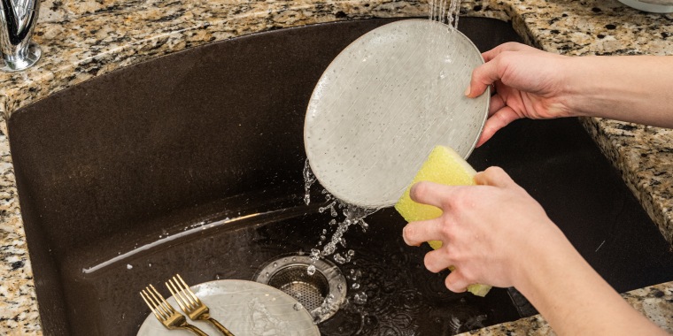 When Should You Get Rid Of Your Sponge?